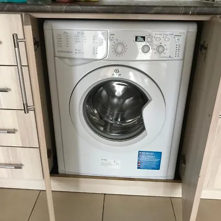 Lilac Garden Apartments דירה *
