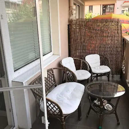 דירה Lilac Garden Apartments *